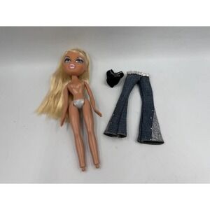 OG VINTAGE BRATZ Forever Diamondz CLOE Doll MISSING Clutch & Black Fur